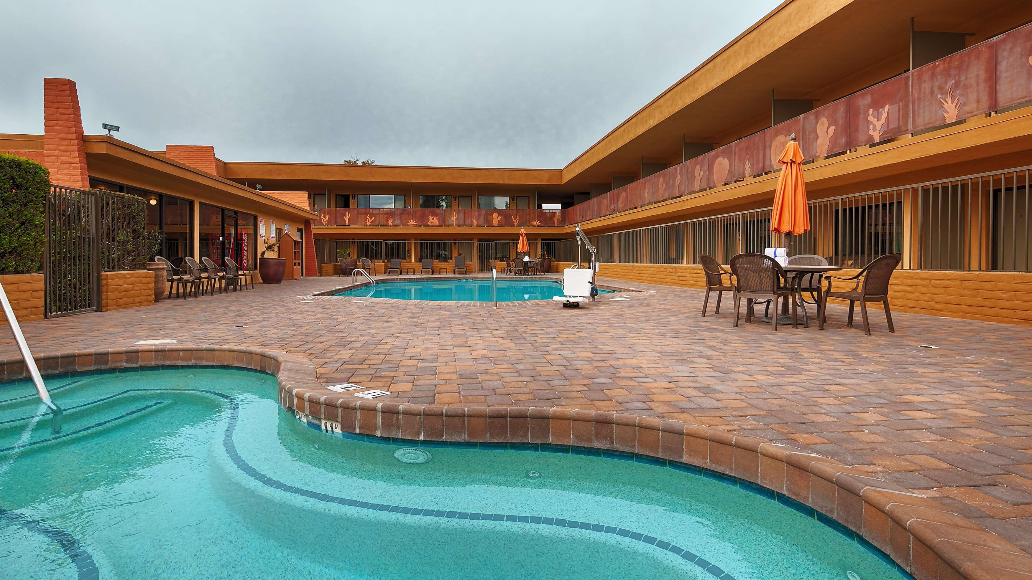 Best Western Royal Sun Inn & Suites Τούσον Εξωτερικό φωτογραφία