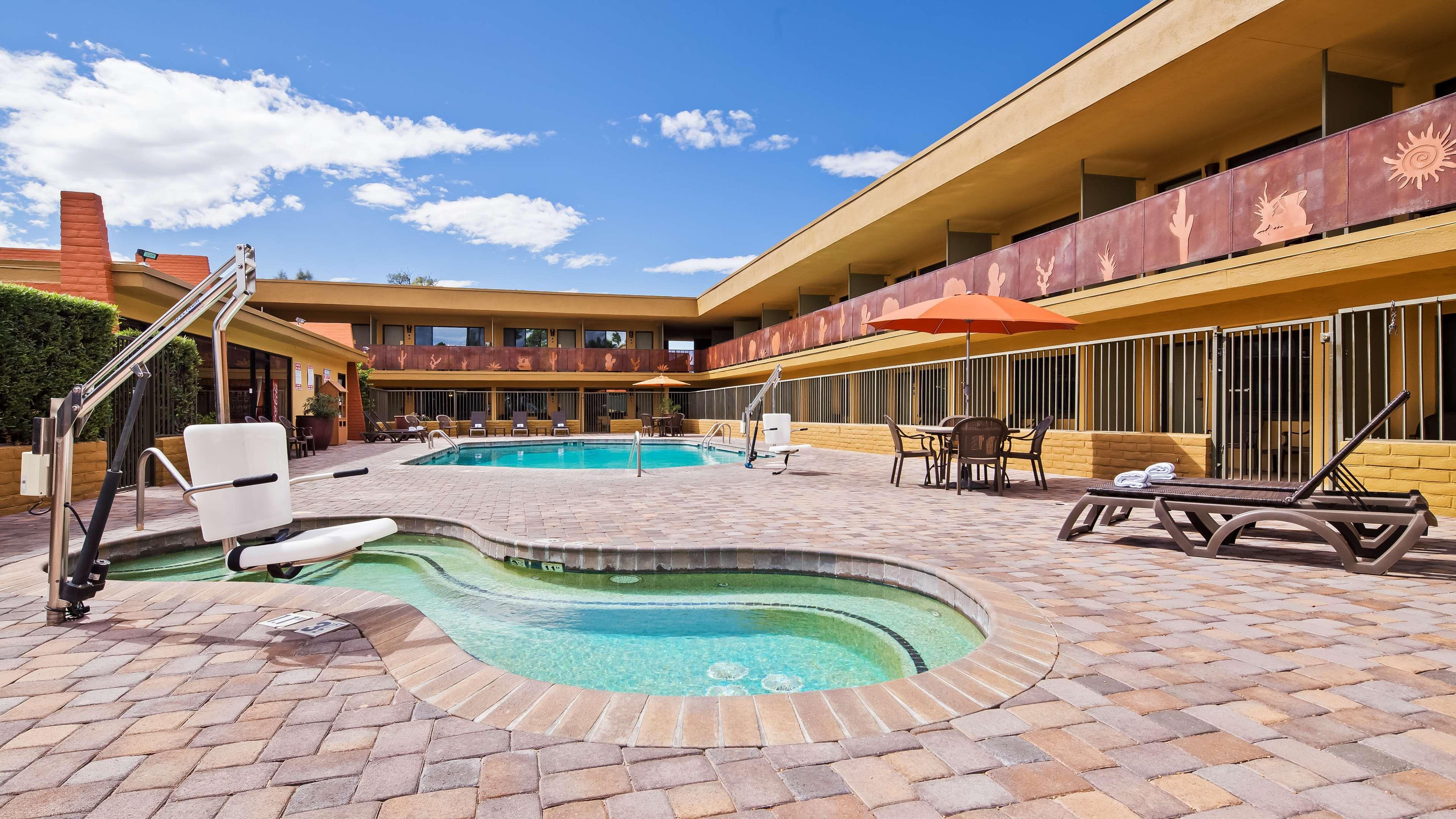 Best Western Royal Sun Inn & Suites Τούσον Εξωτερικό φωτογραφία