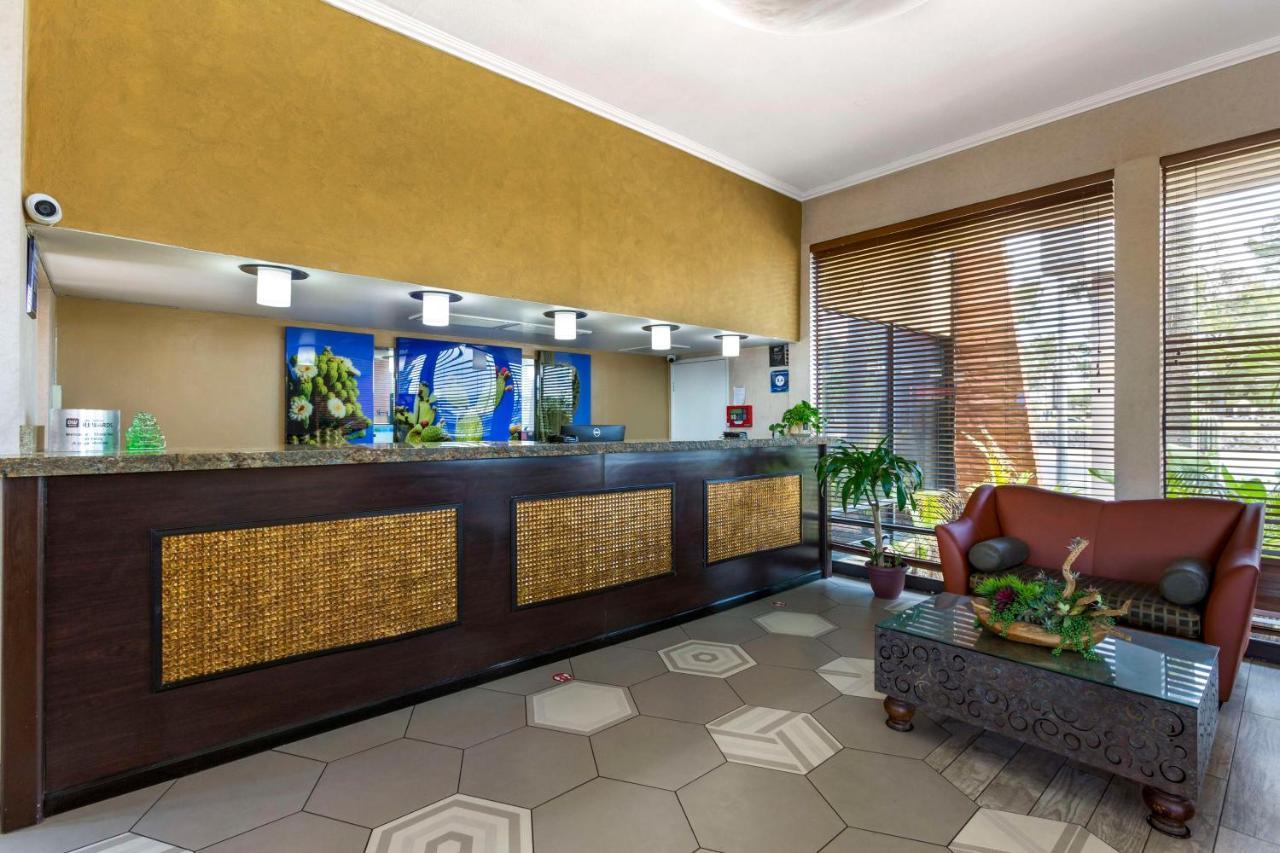 Best Western Royal Sun Inn & Suites Τούσον Εξωτερικό φωτογραφία